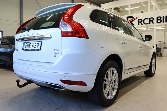 Volvo XC60 4 of 30