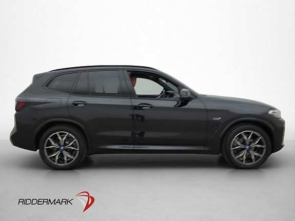BMW X3 4 of 5
