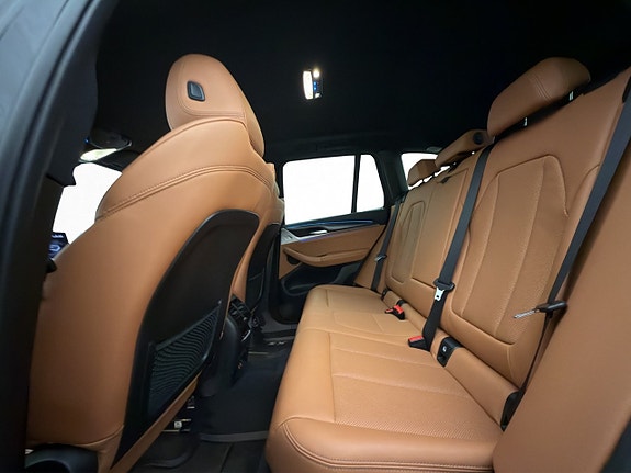BMW X3 27 of 30