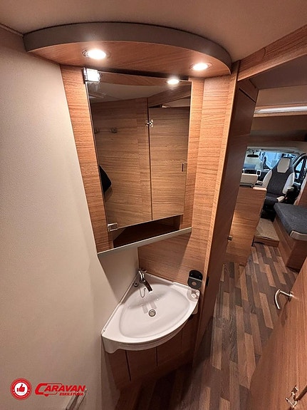 Weinsberg CARA SUITE 650 MF 12 of 24