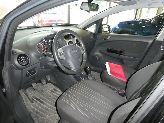 Opel Corsa 3 of 5