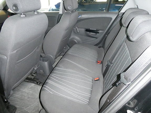 Opel Corsa 4 of 5