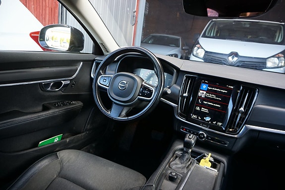 Volvo V90 Cross Country 5 of 5
