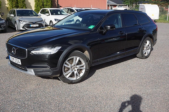 Volvo V90 Cross Country 6 of 6