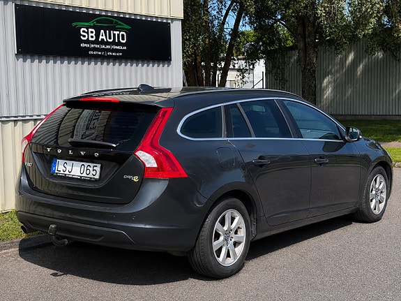 Volvo V60 3 of 13