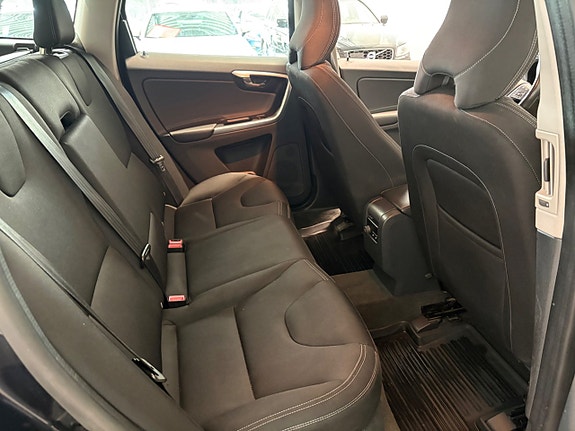 Volvo XC60 18 of 20