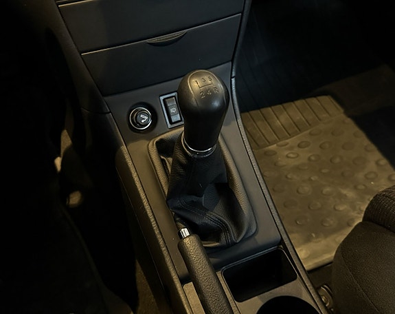 Toyota Corolla 16 of 18