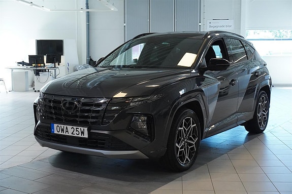 Hyundai Tucson 2 of 5