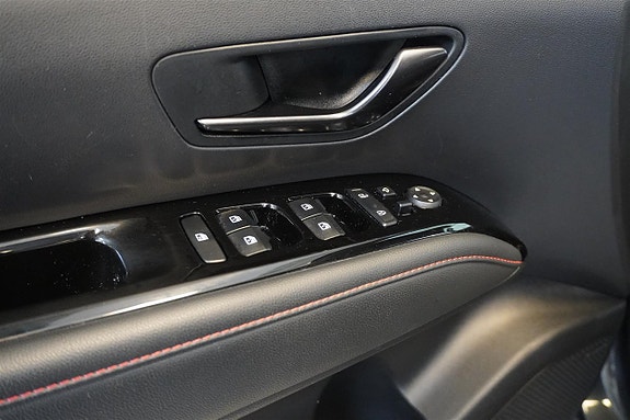 Hyundai Tucson 16 of 30