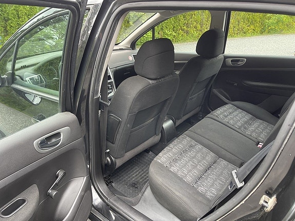 Peugeot 307 14 of 18