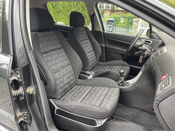Peugeot 307 12 of 18