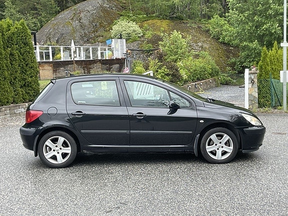 Peugeot 307 5 of 18