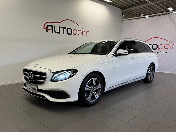 Mercedes-Benz E220 11 of 21