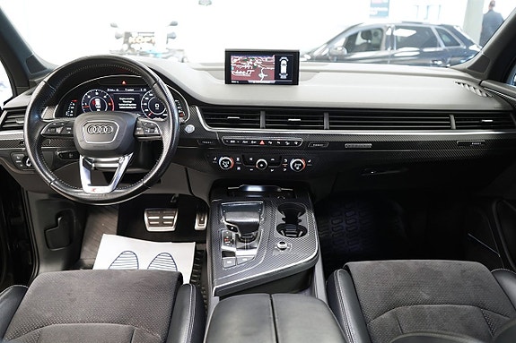 Audi Q7 11 of 26