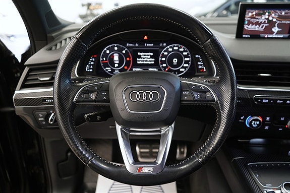 Audi Q7 18 of 26