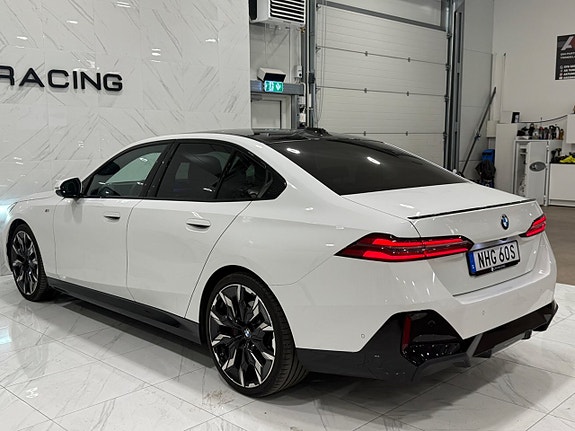 BMW 520d 22 of 25