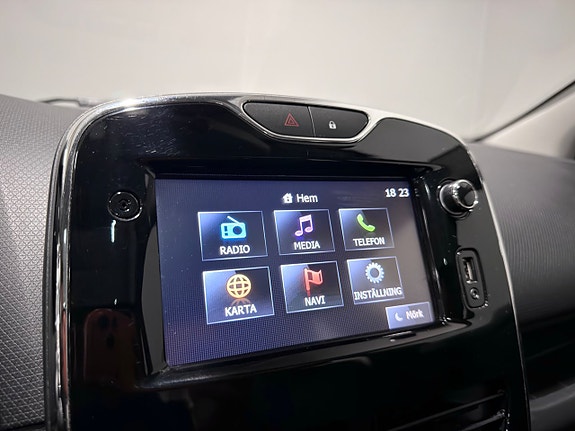 Renault Clio 16 of 26