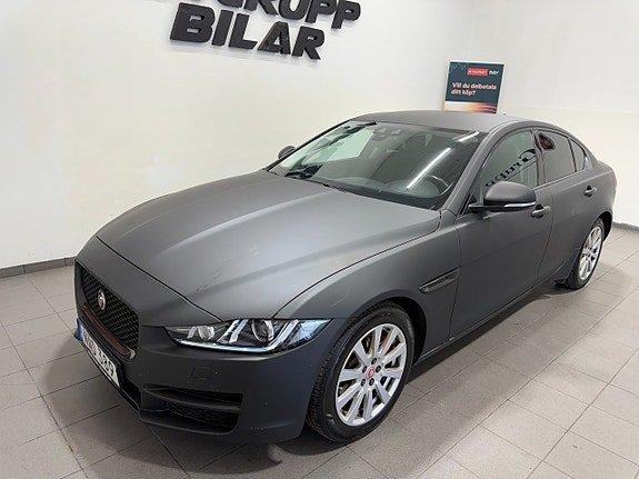 Jaguar XE 15 of 25