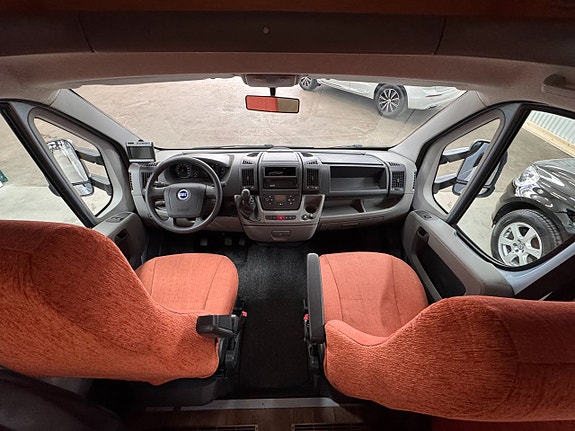 Fiat Ducato Conversion 2.3L TD 130Hk/Ny kamrem/Nybes/Fukttestad ua 16 of 27