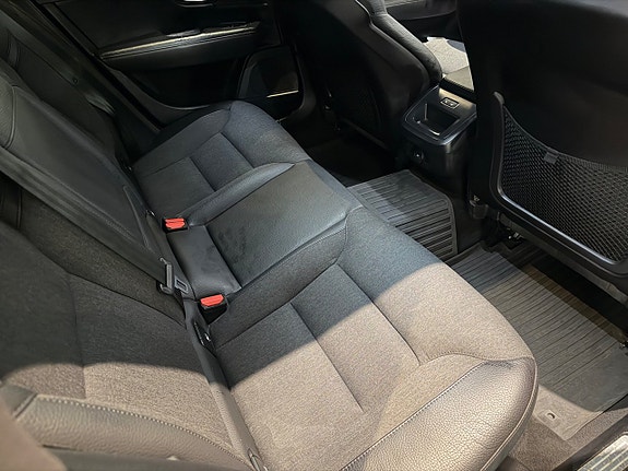 Volvo V90 Cross Country 12 of 21