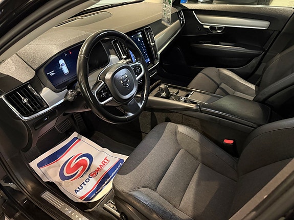 Volvo V90 Cross Country 10 of 21