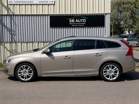 Volvo V60 5 of 13
