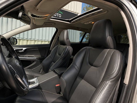 Volvo V60 8 of 13