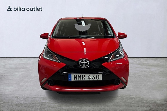 Toyota Aygo 3 of 5