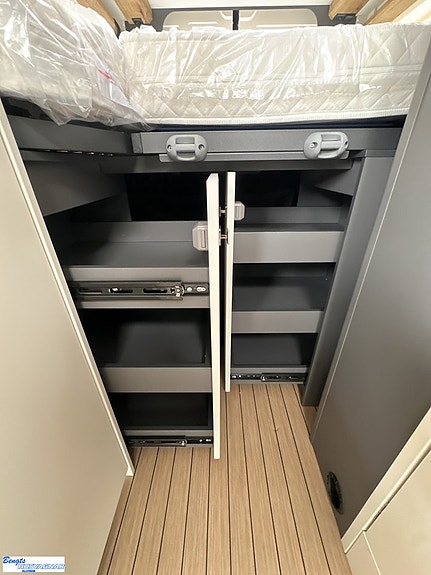 Hobby PRESTIGE VAN 640 ET - First Edition - Sverigepaket 20 of 20