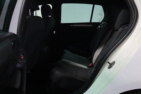 Volkswagen Golf I 14 of 28