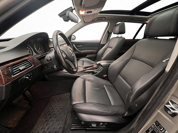 BMW 330d 14 of 30