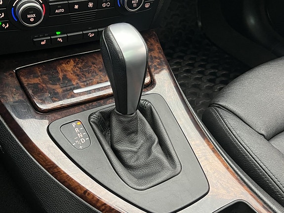 BMW 330d 26 of 30