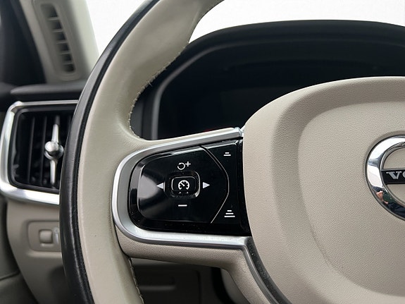Volvo V90 29 of 30