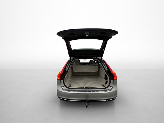 Volvo V90 21 of 30