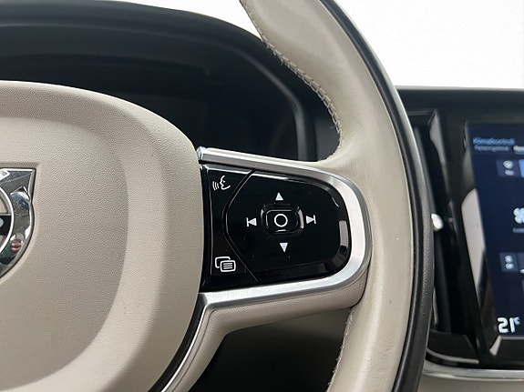 Volvo V90 30 of 30