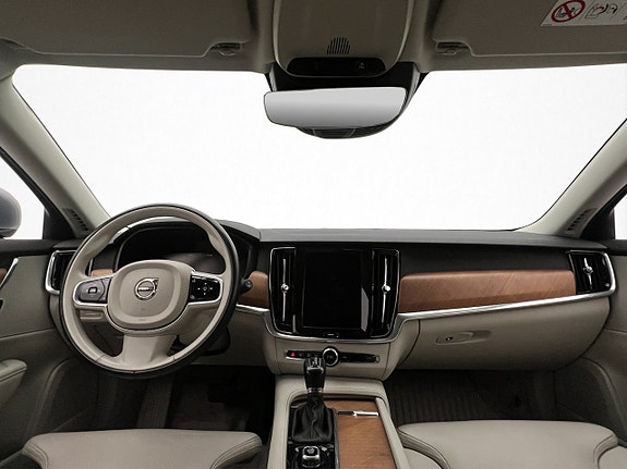 Volvo V90 12 of 30