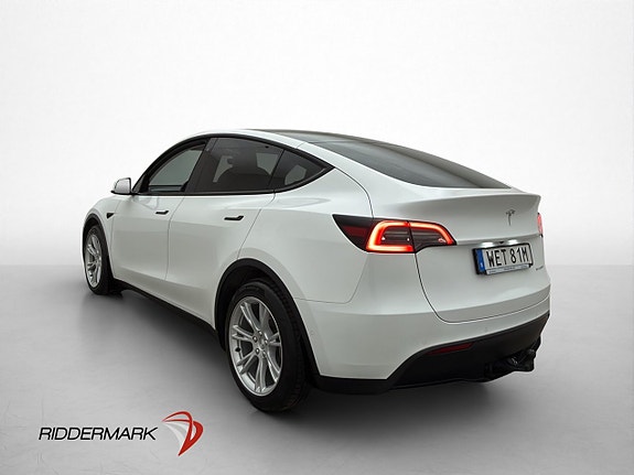 Tesla Model Y 6 of 30