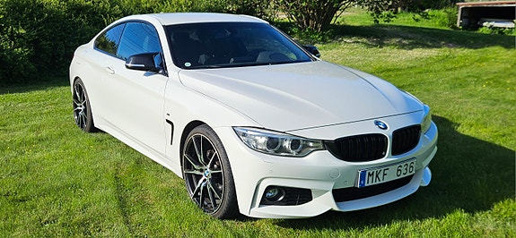 BMW 428i 2 of 5
