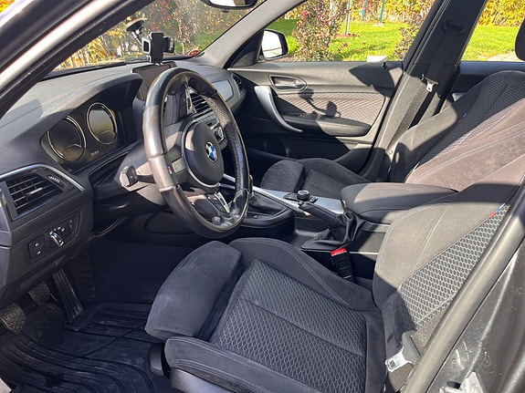 BMW 118i 5 of 5