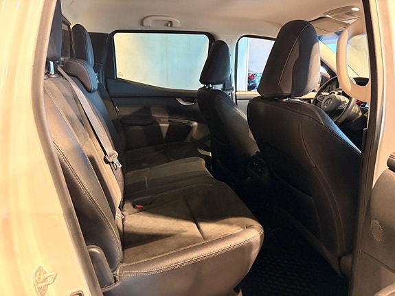 Mercedes-Benz X250 d 12 of 22