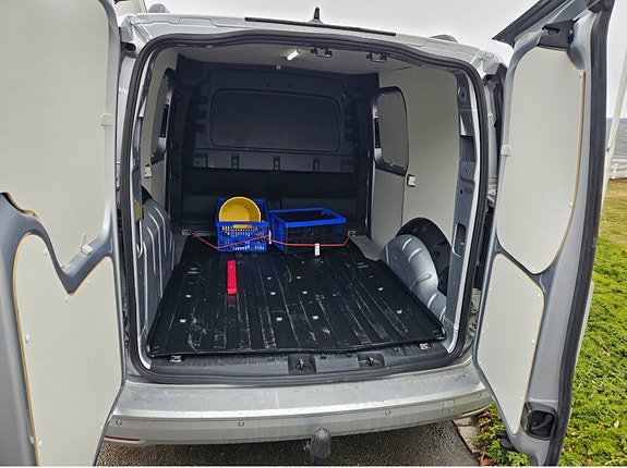 Volkswagen Caddy 5 of 5