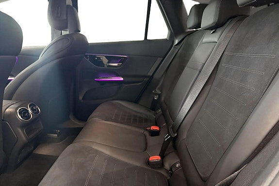 Mercedes-Benz GLC300 de 10 of 14