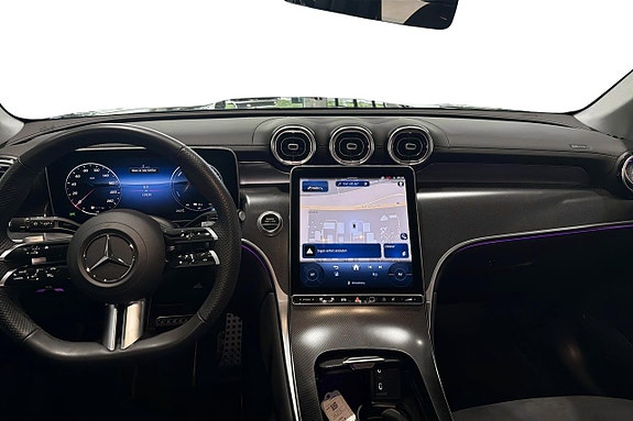 Mercedes-Benz GLC300 de 9 of 14