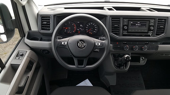 Volkswagen Crafter 5 of 5