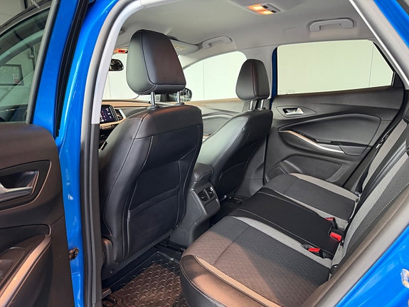 Opel Grandland X 7 of 9