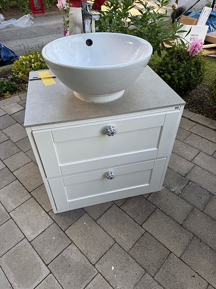 Product image 2 of 12