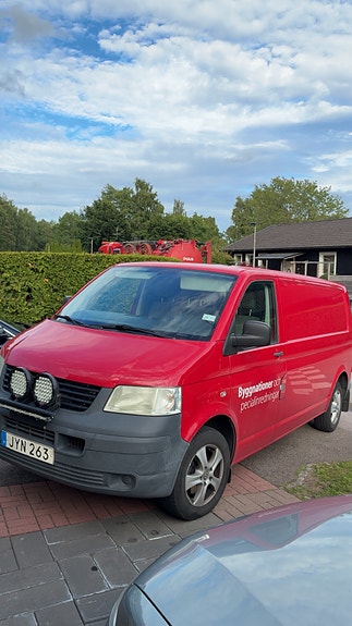 Volkswagen Transporter 2 of 3