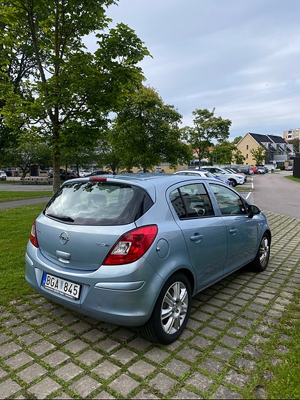 Opel Corsa 3 of 5