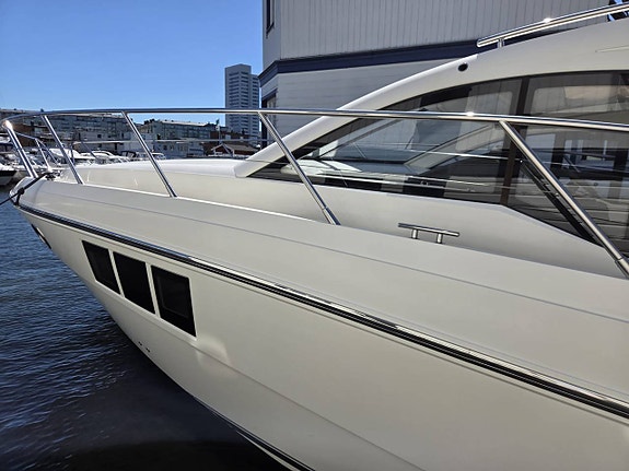 Windy Maestro 40 / 2 X Volvo Penta D6 370hk / 2012 3 of 12