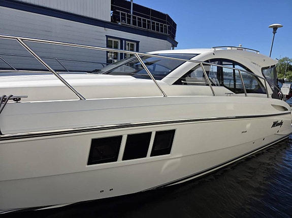 Windy Maestro 40 / 2 X Volvo Penta D6 370hk / 2012 5 of 12